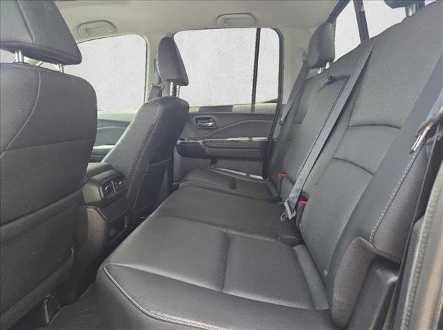 Used 2025 Honda Ridgeline RTL image 17