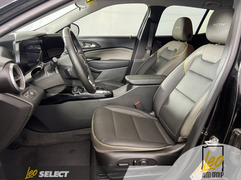 Used 2026 Chevrolet Trax ACTIV w/ Driver Confidence Package FWD image 11