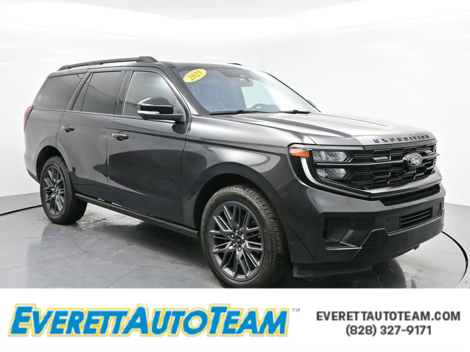 Used 2025 Ford Expedition Platinum w/ Stealth Performance Package
