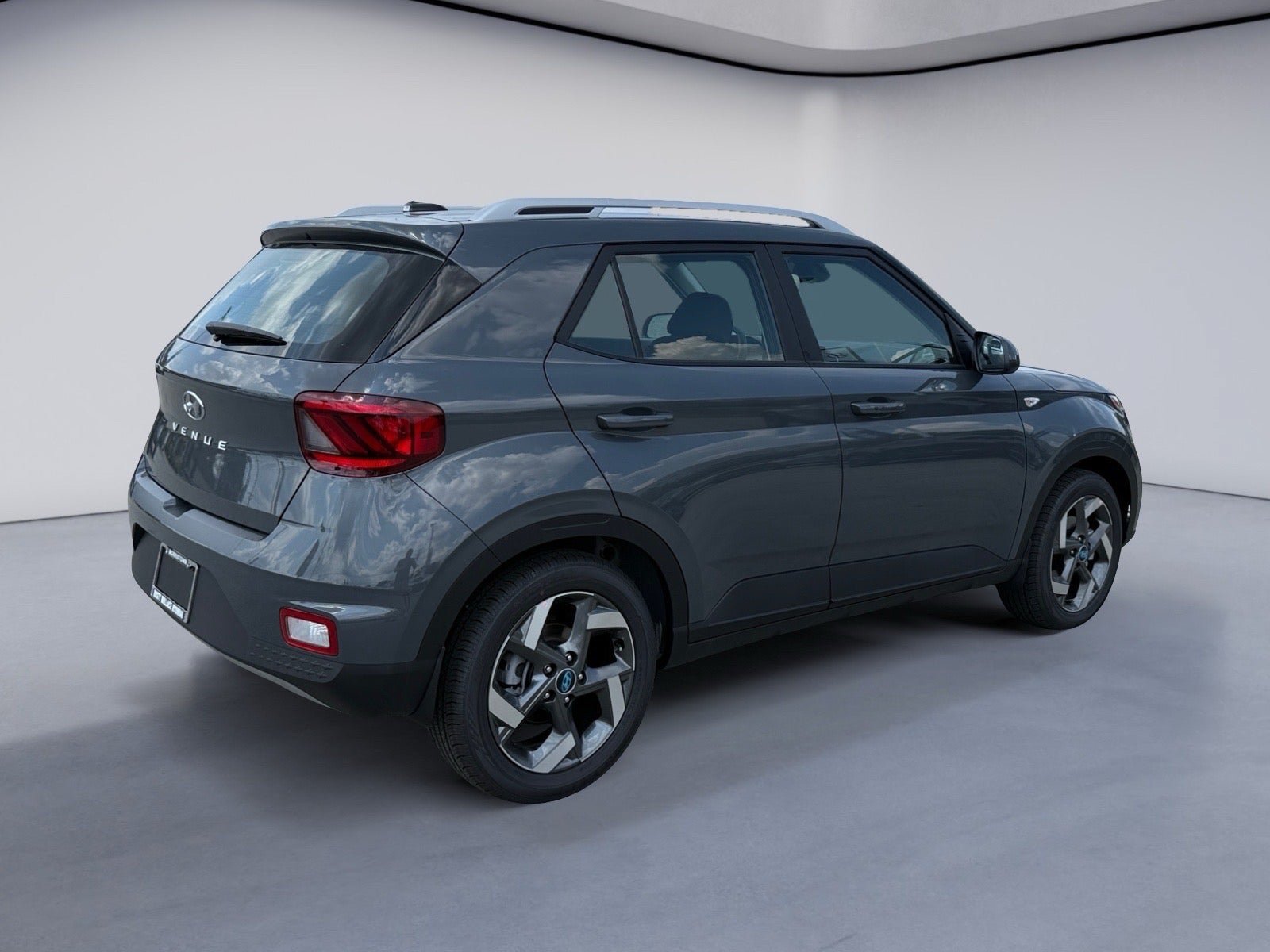 New 2026 Hyundai Venue SEL FWD image 5