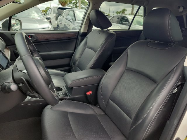 Used 2019 Subaru Outback 3.6R Limited AWD/4WD image 21