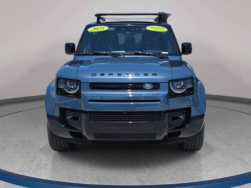Certified 2025 Land Rover Defender 90 X-Dynamic SE AWD/4WD image 2