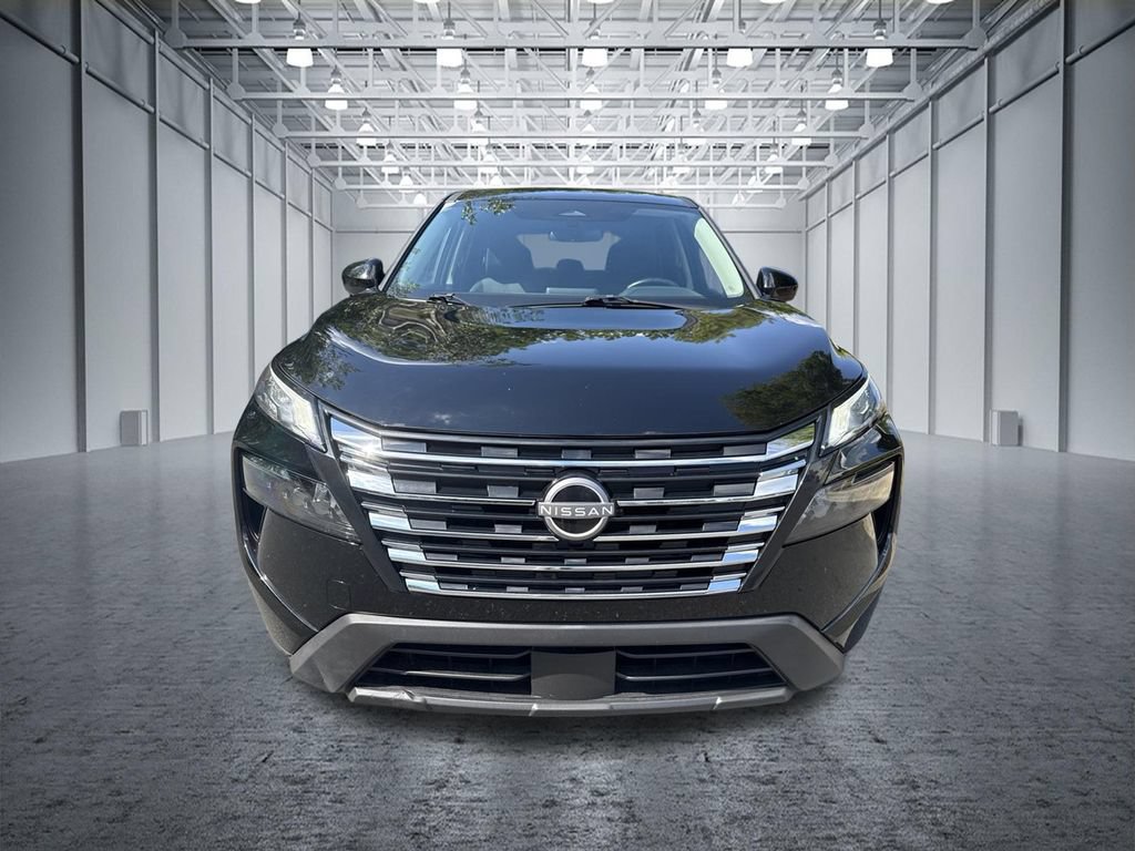 Certified 2025 Nissan Rogue SV FWD video 2