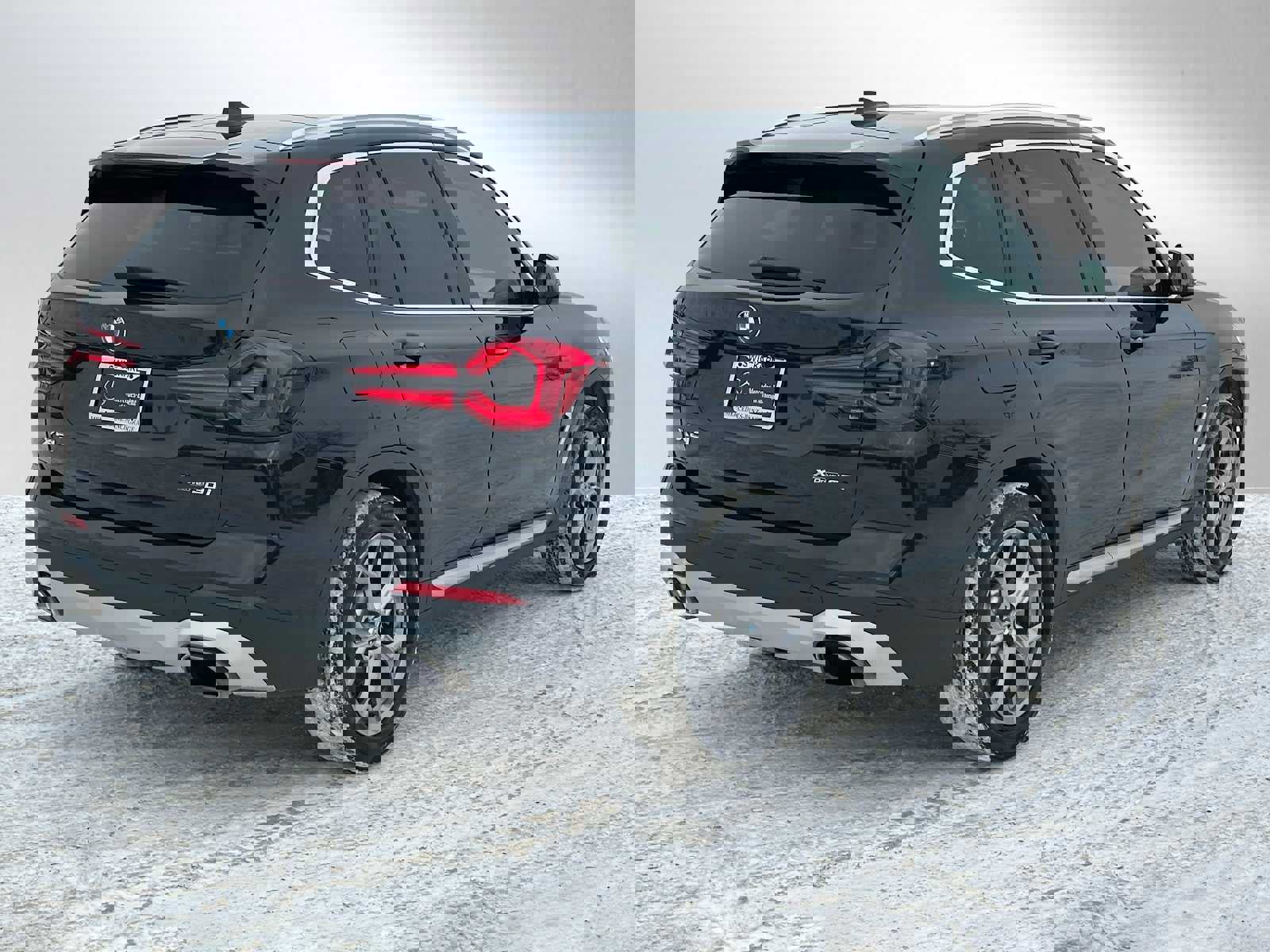 Used 2023 BMW X3 xDrive30i w/ Convenience Package image 3