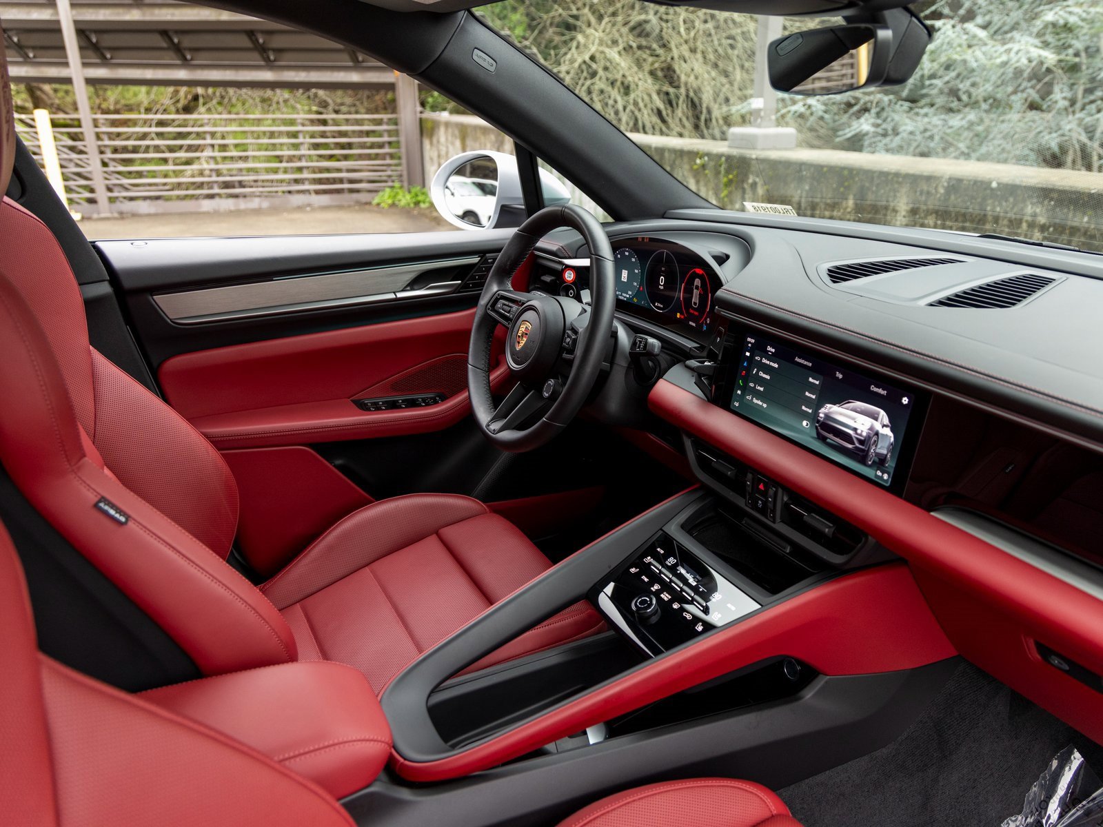 Certified 2024 Porsche Macan 4 Electric image 49