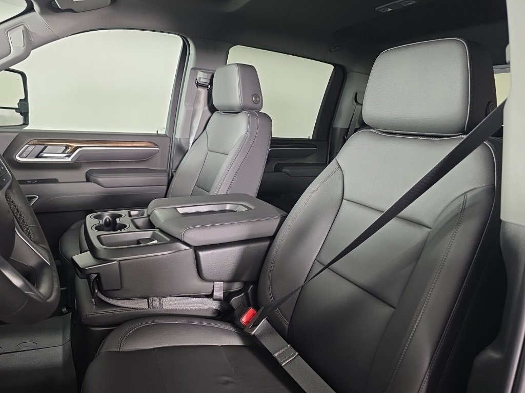 New 2025 Chevrolet Silverado 3500 LT w/ Safety Package image 17