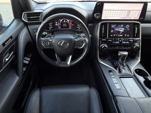 Used 2023 Lexus LX 600 4WD w/ Appearance Package image 13