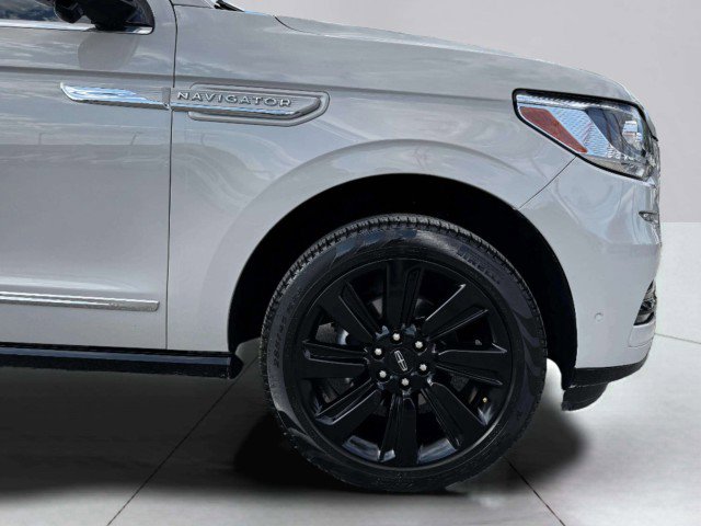 Used 2023 Lincoln Navigator Reserve image 61