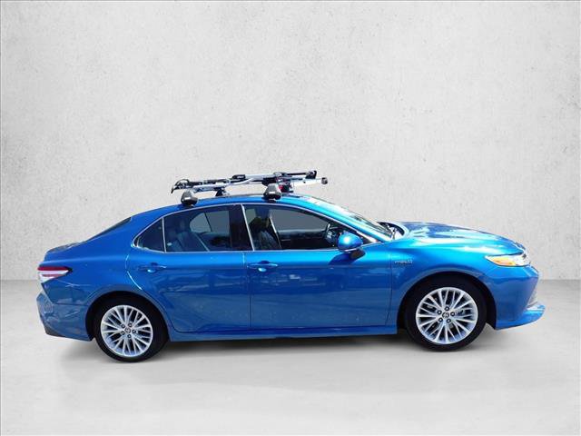 Certified 2020 Toyota Camry XLE w/ Sunroof Package FWD image 5