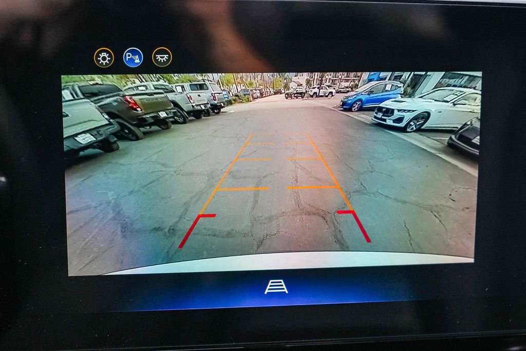 New 2026 Chevrolet Equinox LT w/ Convenience Package II FWD image 23