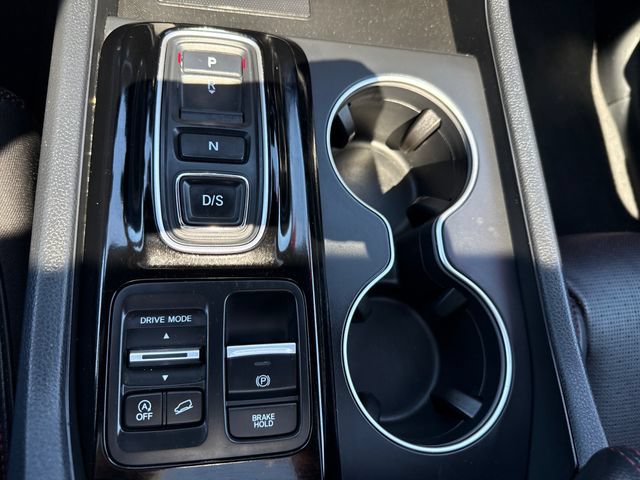 Used 2025 Honda Pilot Black Edition image 32