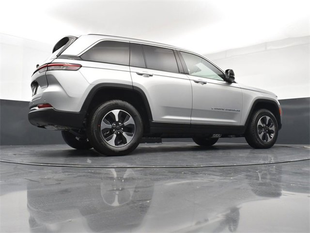 New 2025 Jeep Grand Cherokee Limited 4xe image 24