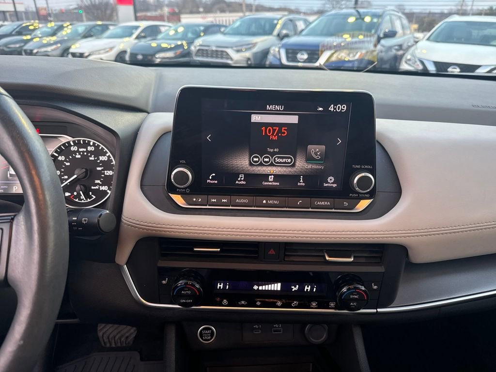 Certified 2023 Nissan Rogue SV w/ SV Premium B Package image 20