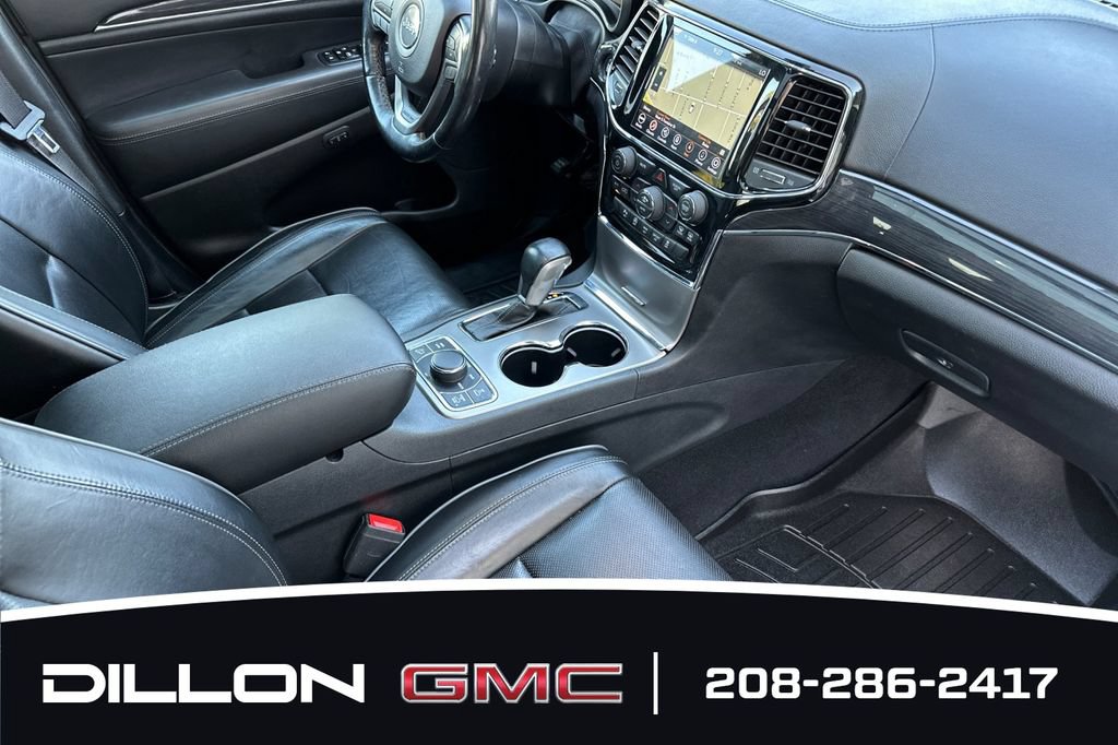 Used 2020 Jeep Grand Cherokee Overland AWD/4WD image 16