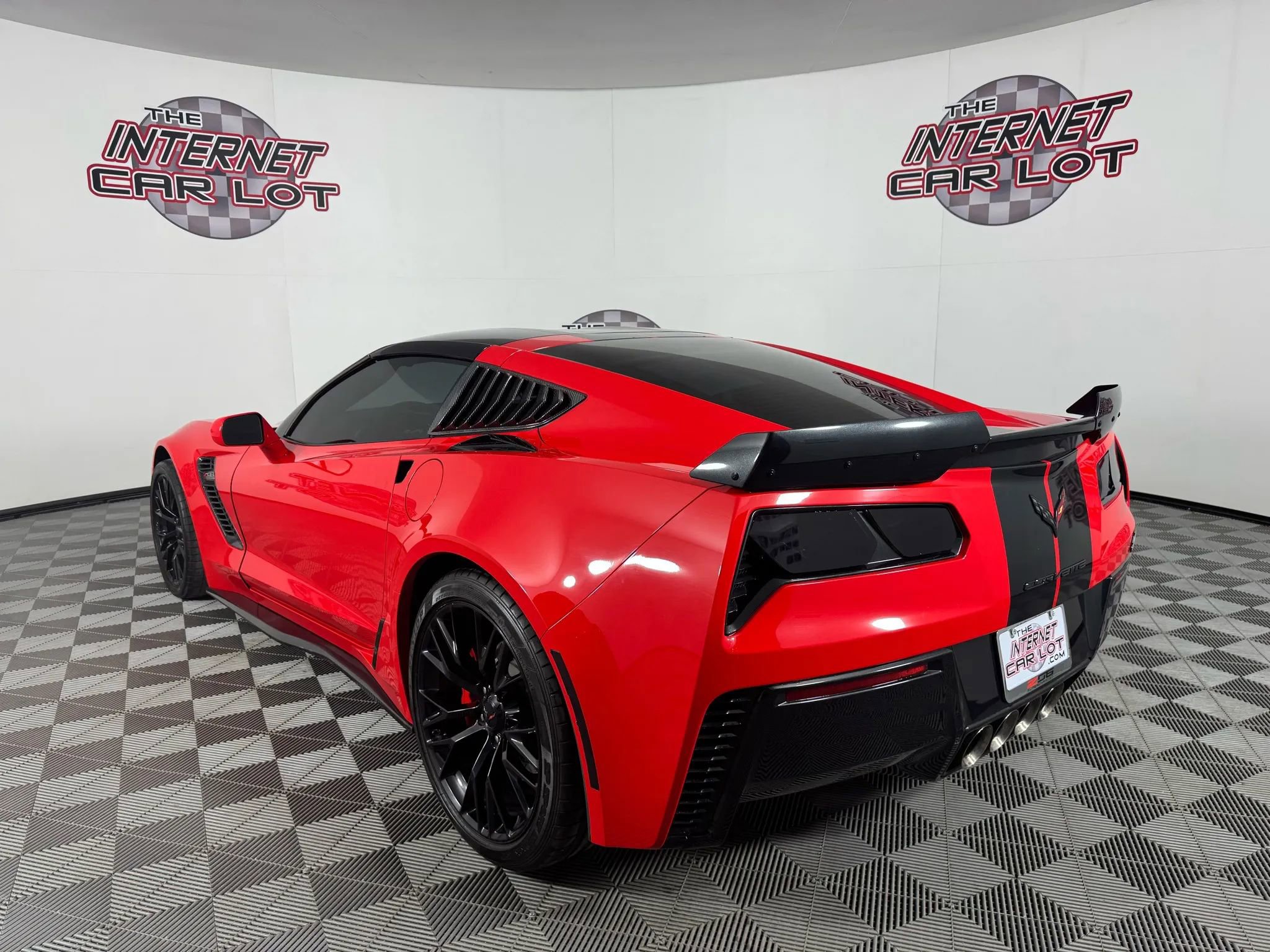 Used 2016 Chevrolet Corvette Z06 w/ 2LZ Preferred Equipment Group image 7