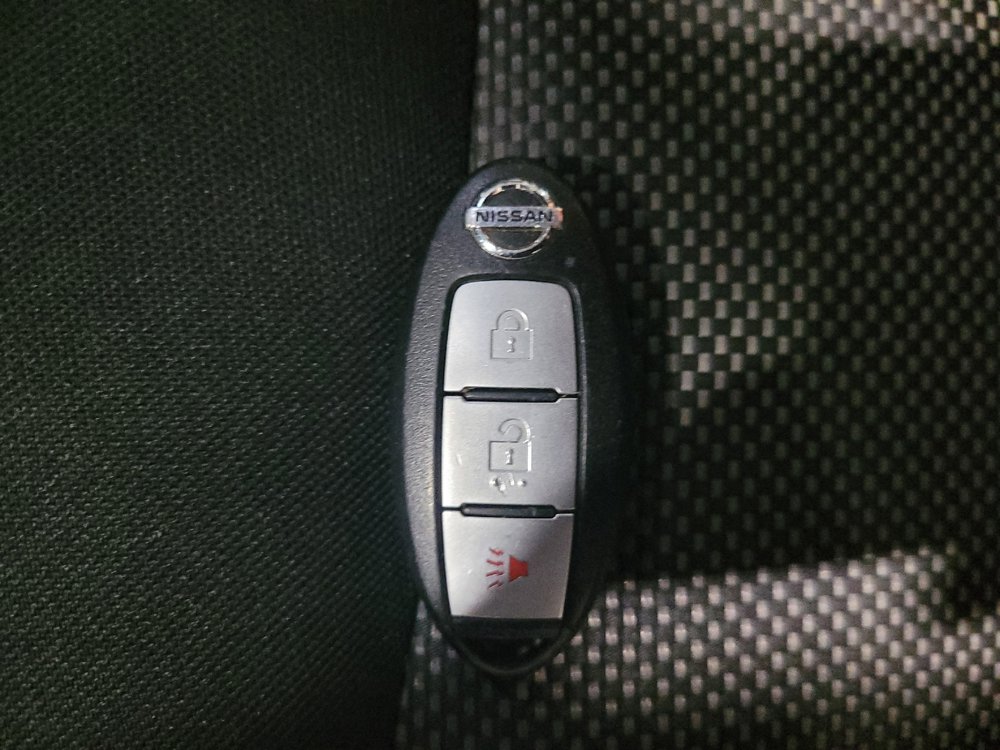 Used 2019 Nissan Pathfinder S AWD/4WD image 32