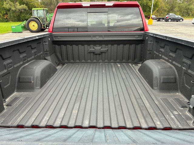 Used 2024 Chevrolet Silverado 1500 LTZ w/ LTZ Premium Package AWD/4WD image 6