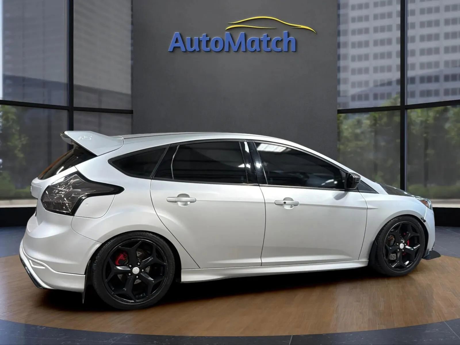 Used 2014 Ford Focus ST w/ Equipment Group 202A FWD image 12