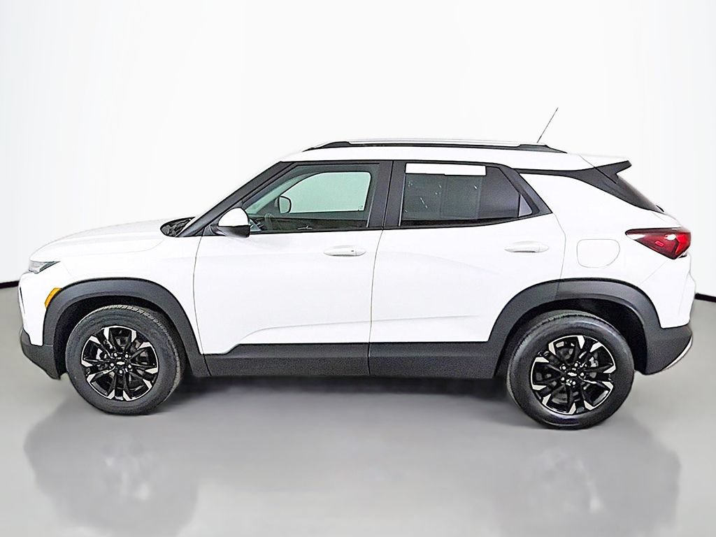Used 2023 Chevrolet TrailBlazer LT w/ Convenience Package FWD image 14