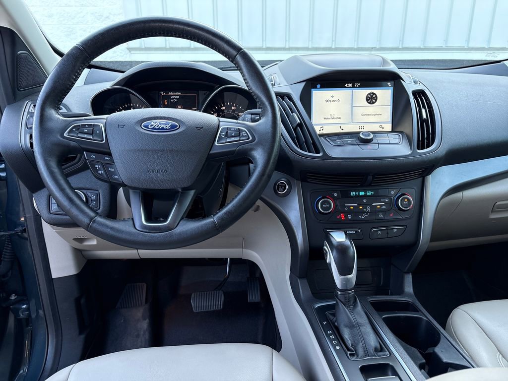 Used 2019 Ford Escape SEL AWD/4WD image 32