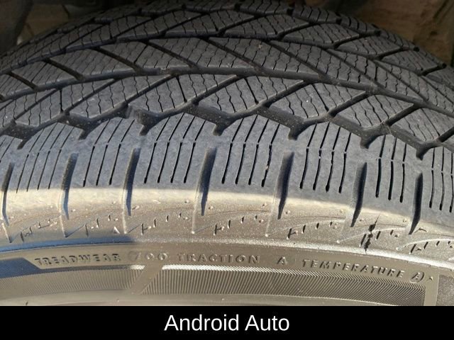 Used 2022 Toyota RAV4 XLE w/ Convenience Package image 11