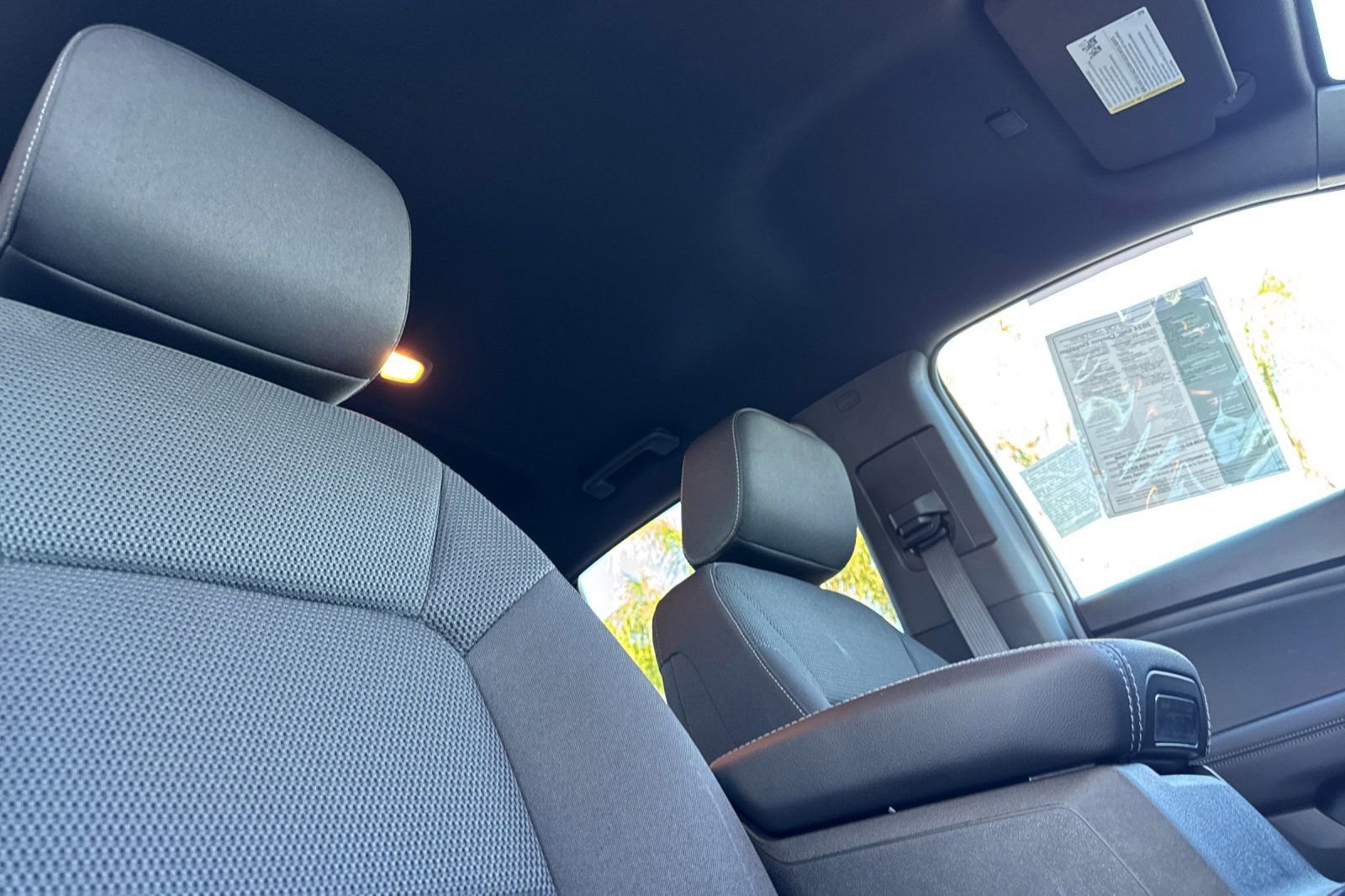 Used 2024 GMC Canyon Elevation w/ Convenience Package RWD image 17