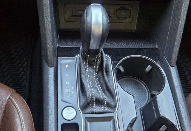 Used 2021 Volkswagen Atlas SEL R-Line image 13