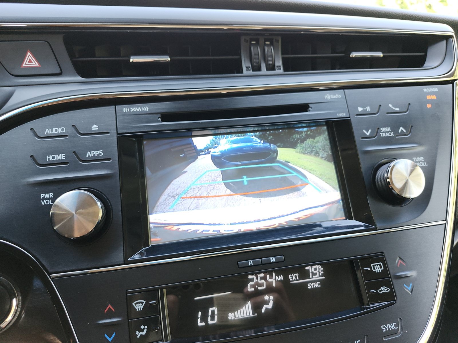 Used 2018 Toyota Avalon XLE FWD image 13
