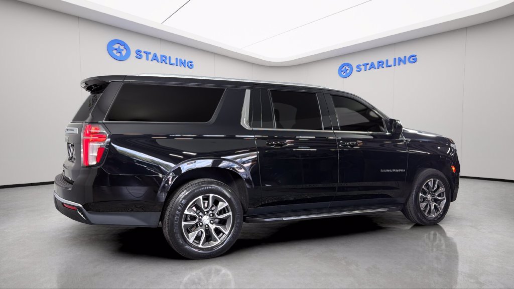 Used 2024 Chevrolet Suburban LT AWD/4WD image 10