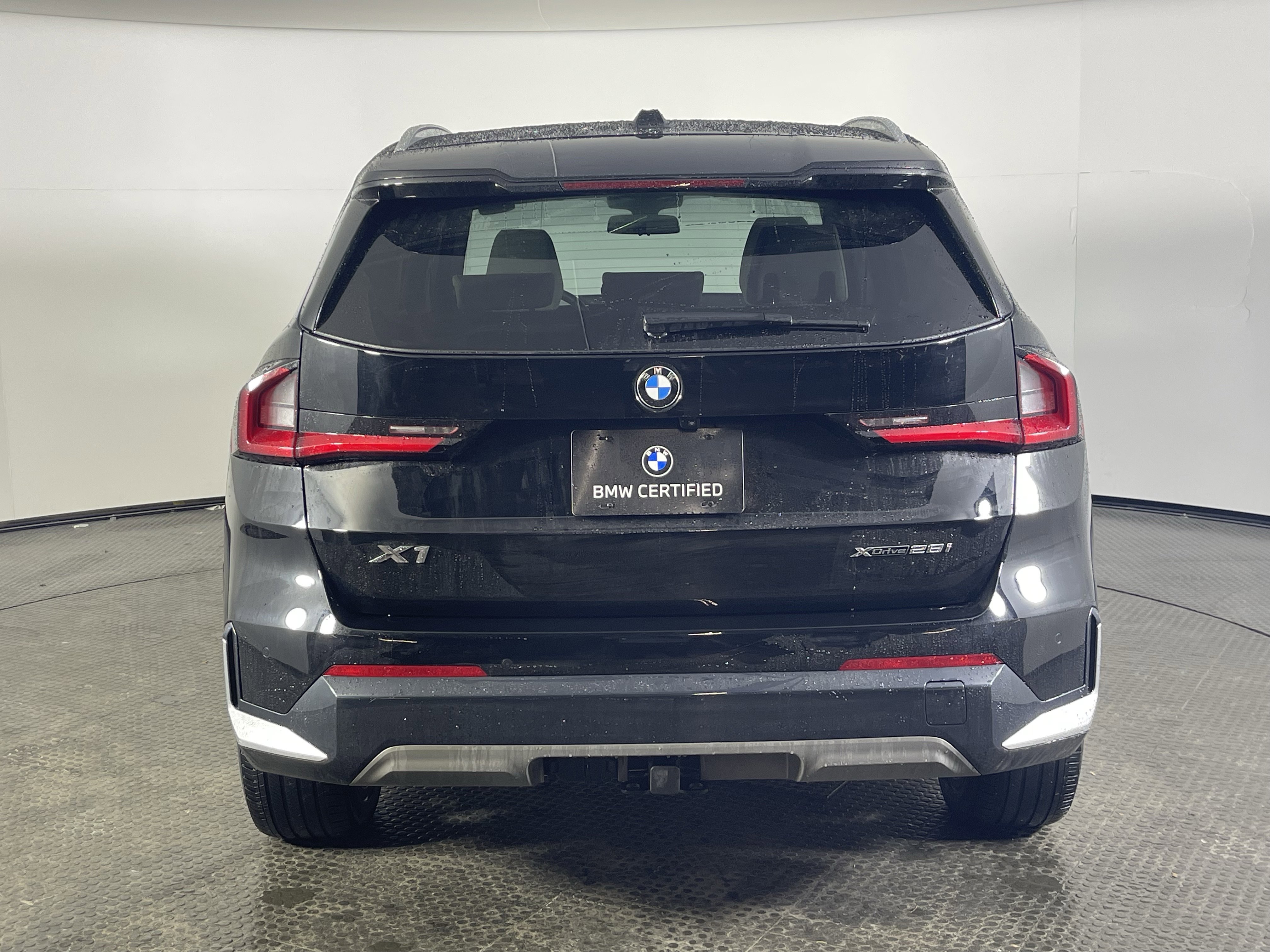 Certified 2024 BMW X1 xDrive28i w/ Technology Package image 7