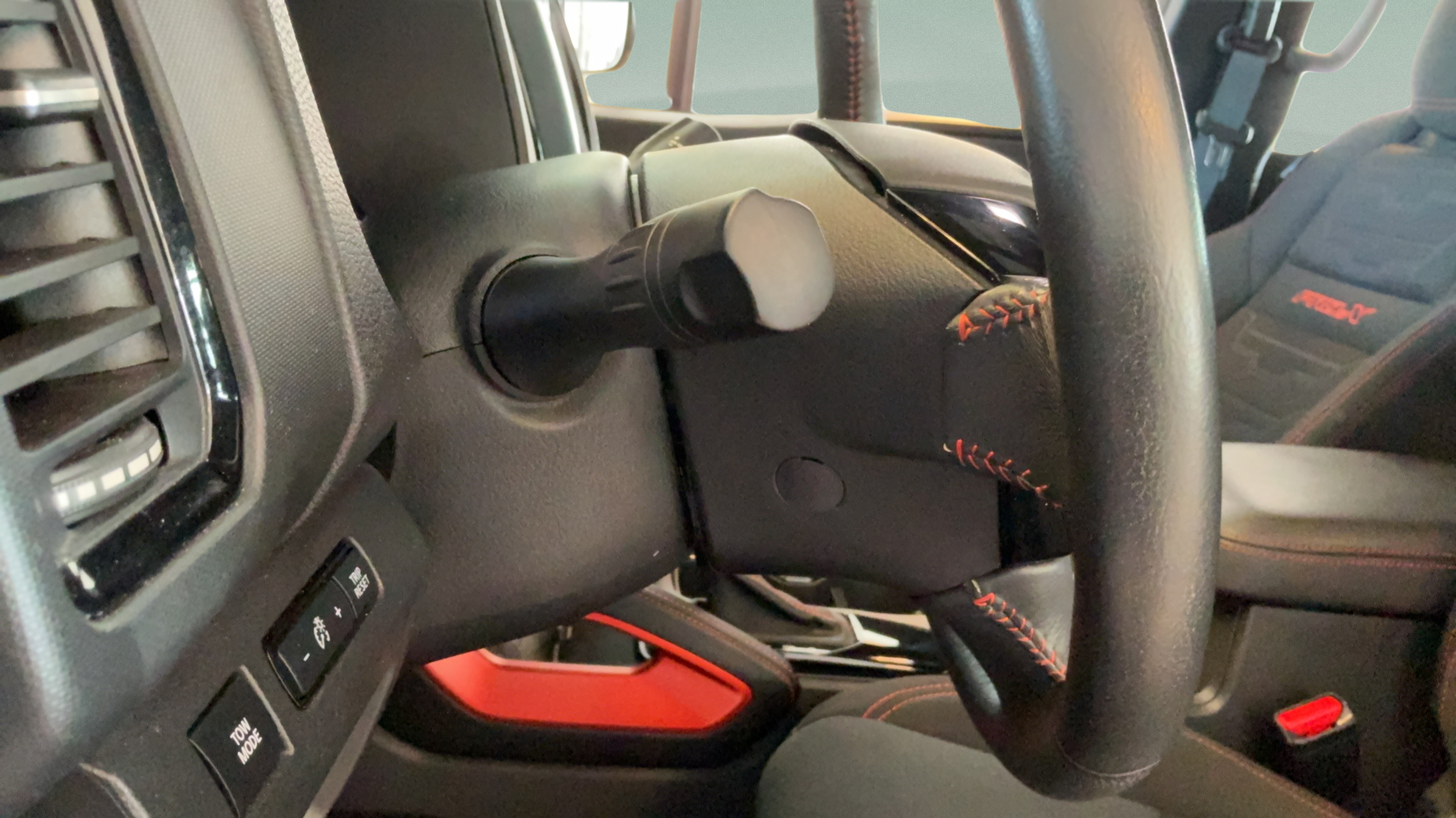Used 2023 Nissan Frontier Pro-X w/ Technology Package RWD image 25