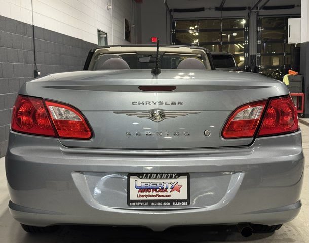 Used 2009 Chrysler Sebring Touring FWD image 18