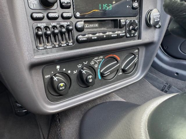 Used 1999 Plymouth Prowler Base image 29