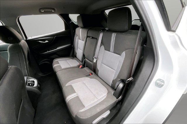 Used 2025 Chevrolet Blazer LT FWD image 26