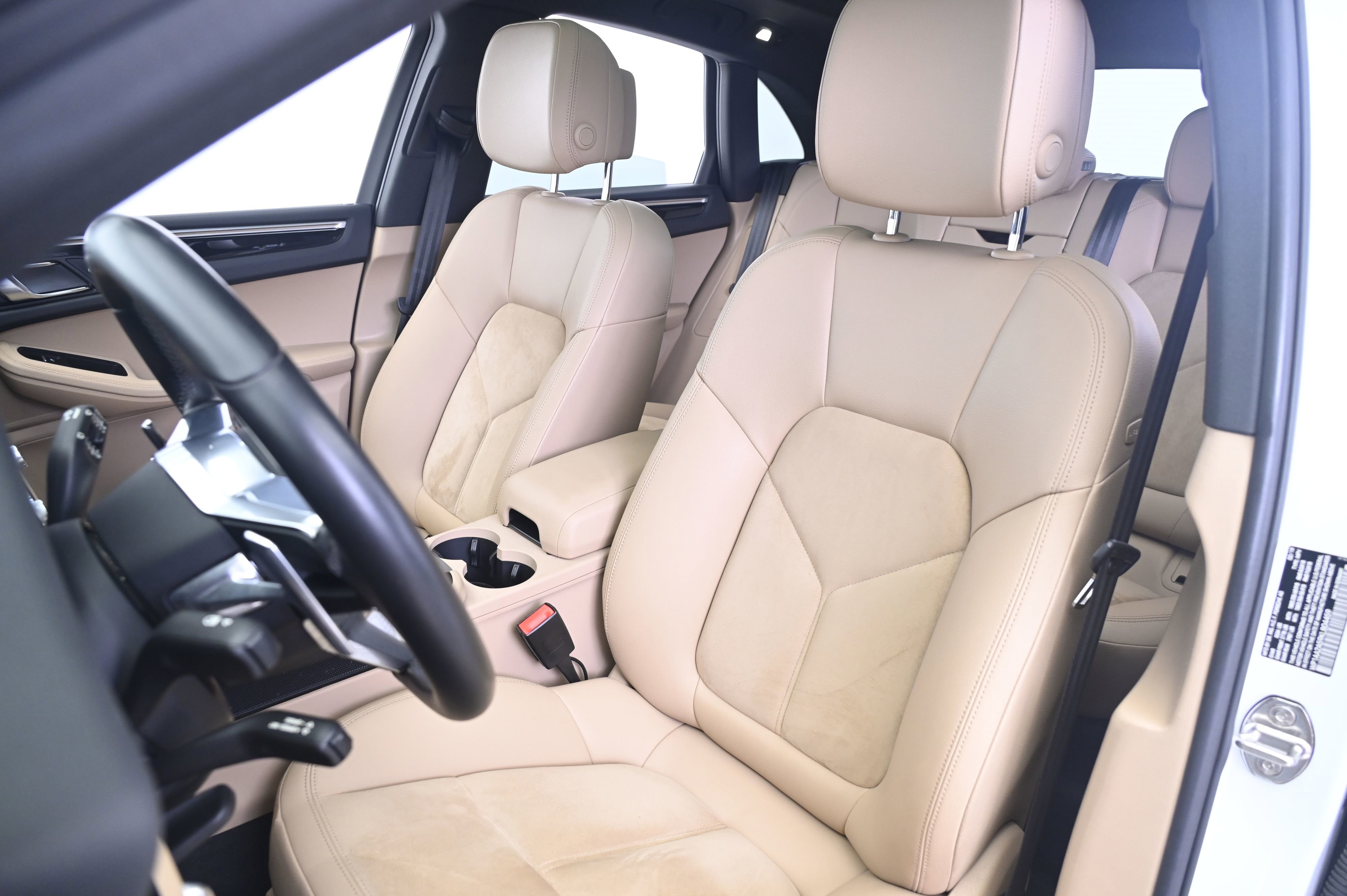 Used 2019 Porsche Macan image 5