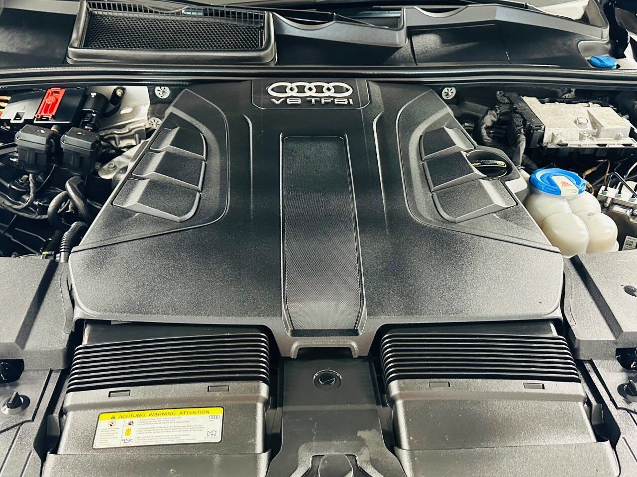 Used 2017 Audi Q7 3.0T Premium Plus image 31