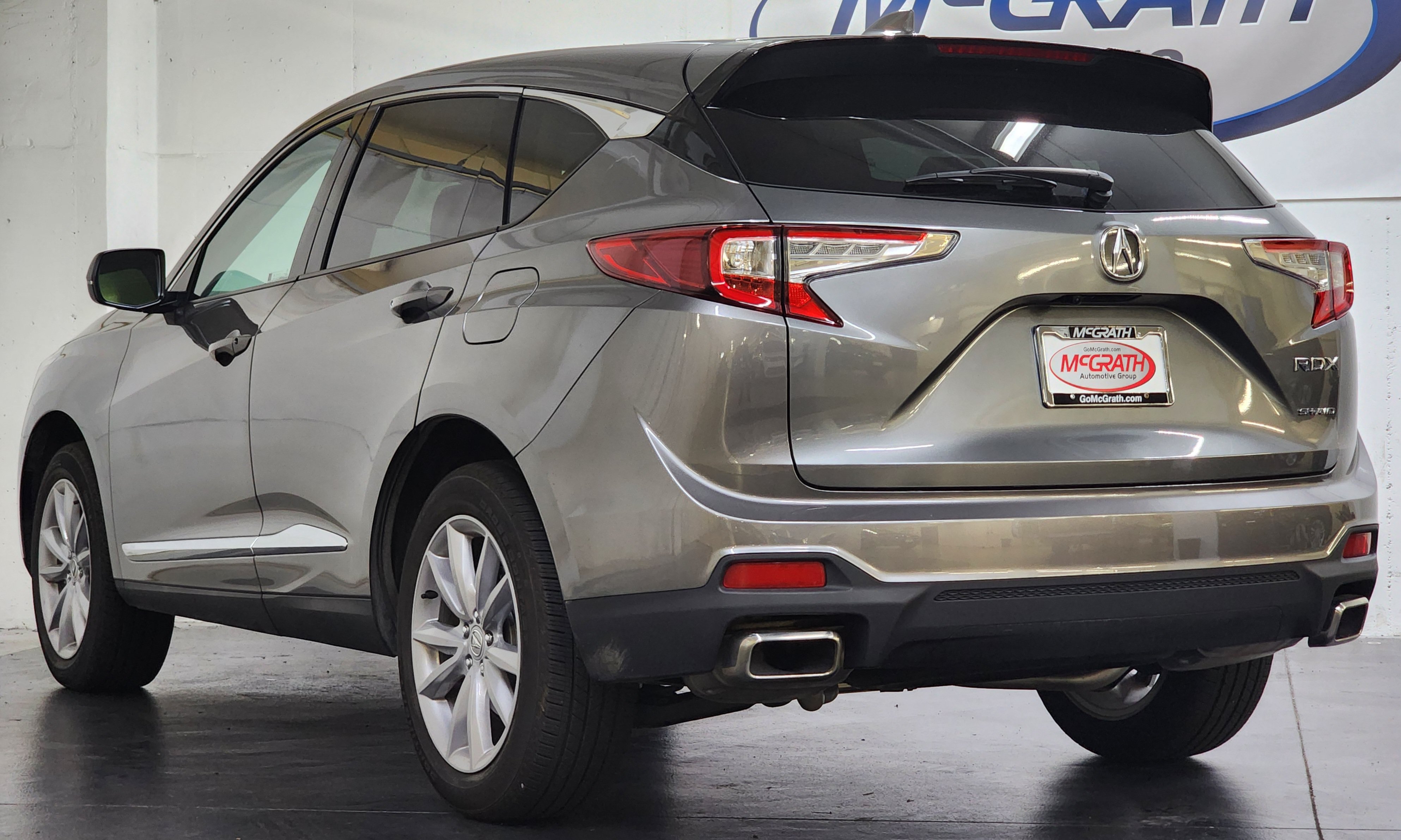 Used 2024 Acura RDX SH-AWD image 9