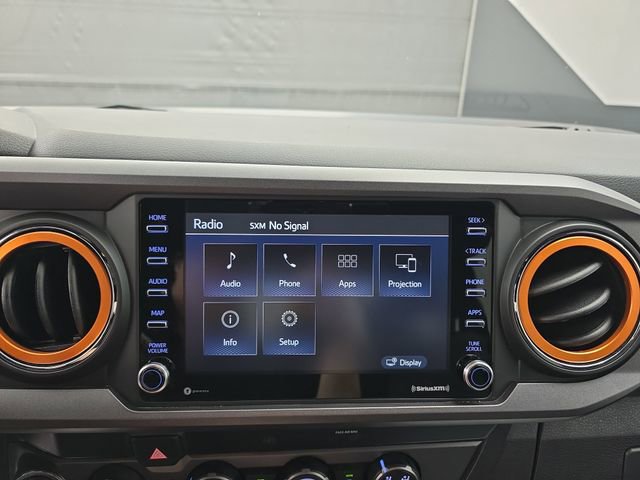 Used 2020 Toyota Tacoma TRD Off-Road image 33