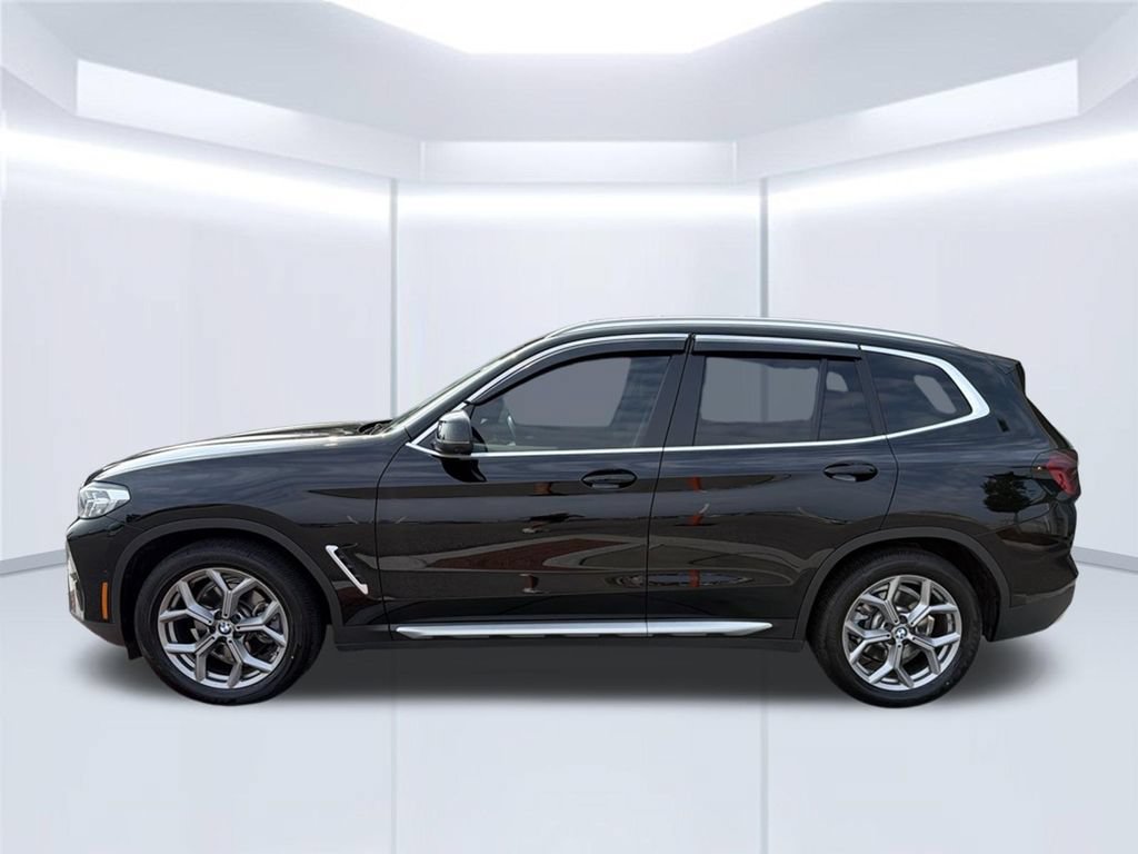 Used 2023 BMW X3 sDrive30i w/ Premium Package RWD image 3