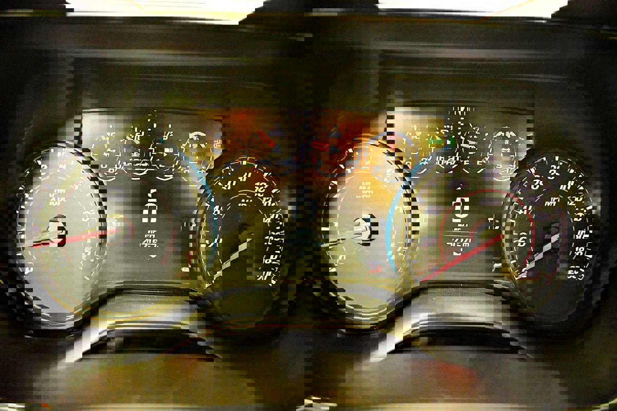 Used 2017 Chevrolet Camaro SS w/ LPO, Ground Effects Package image 26