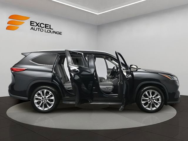 Used 2022 Toyota Highlander Limited image 52