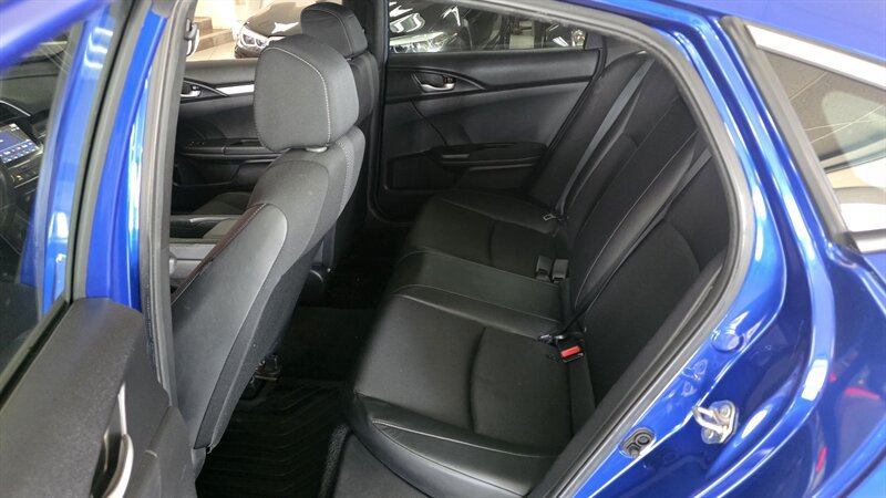 Used 2019 Honda Civic Sport image 18