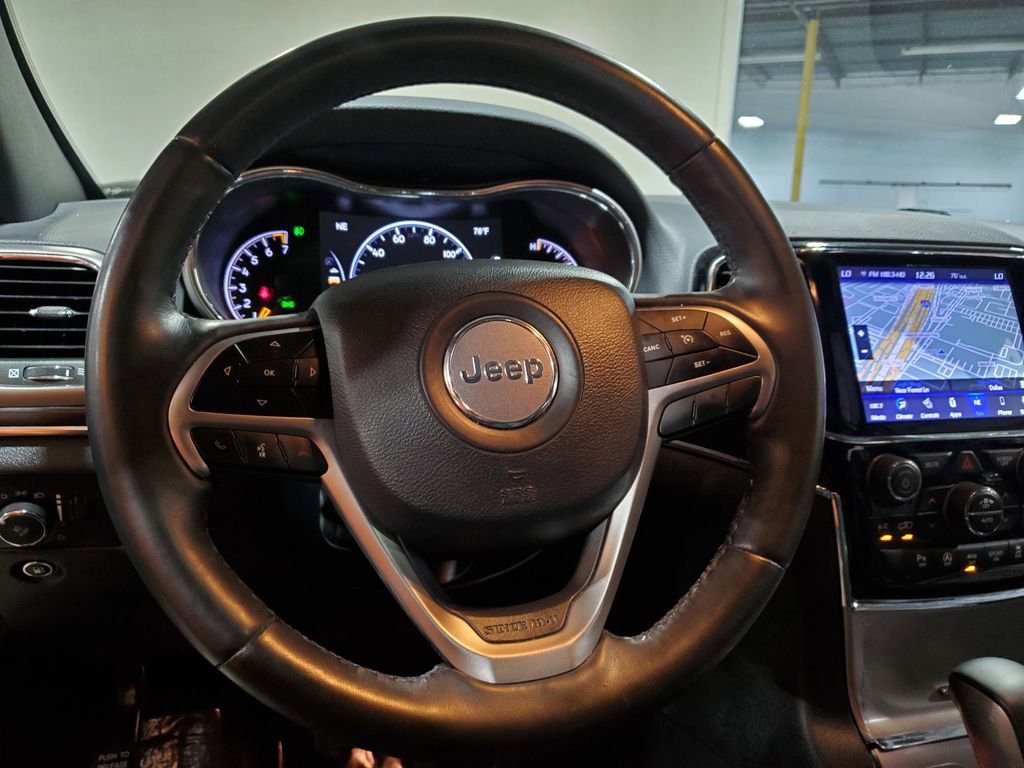 Used 2019 Jeep Grand Cherokee Limited w/ Luxury Group II RWD image 29