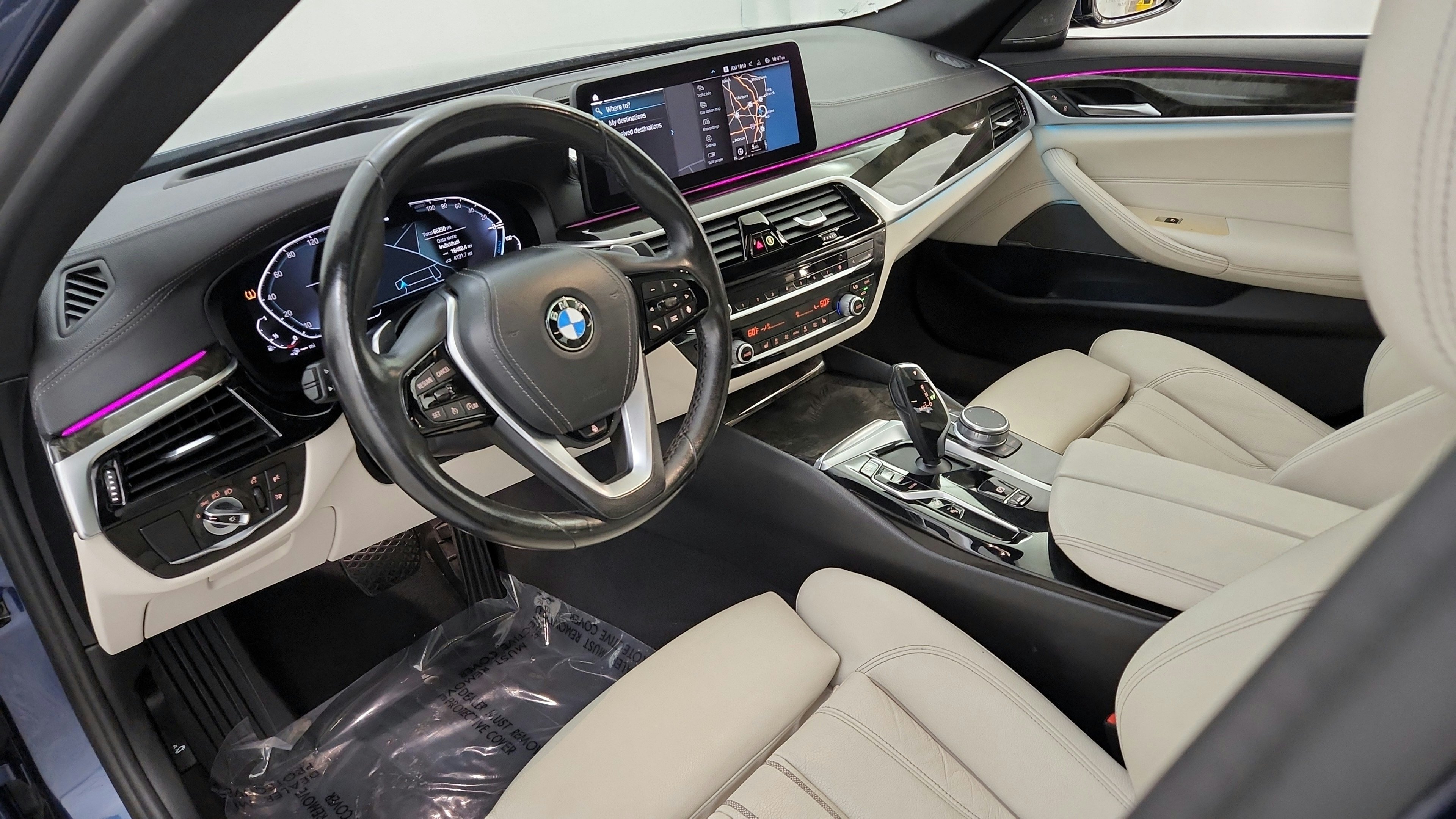 Used 2021 BMW 530e xDrive w/ Premium Package AWD/4WD image 16