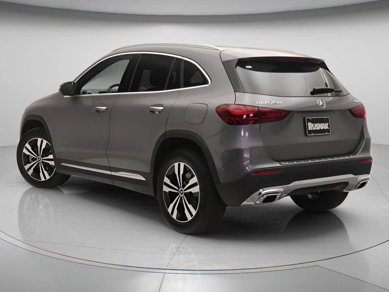 New 2026 Mercedes-Benz GLA 250 4MATIC image 2