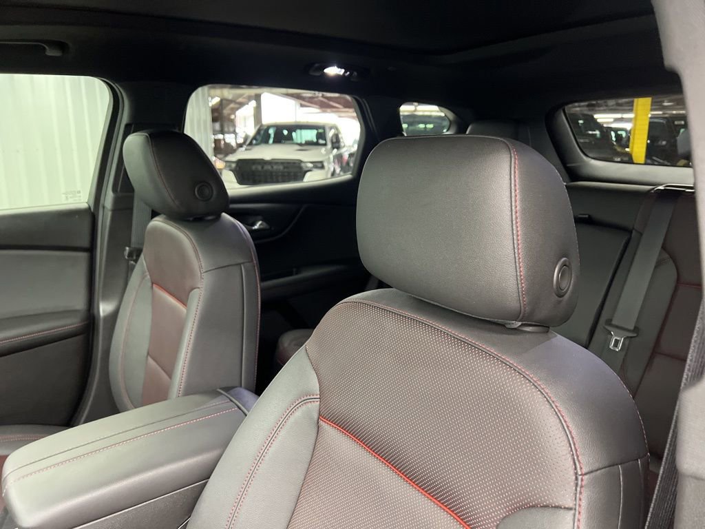 Used 2025 Chevrolet Blazer RS w/ Driver Confidence II Package image 15