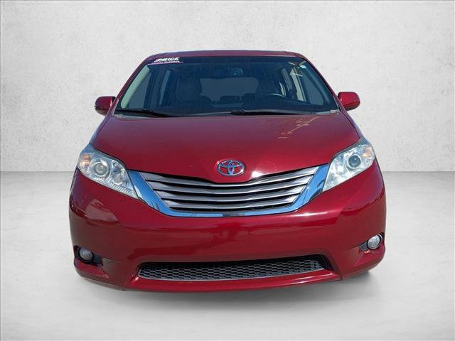 Used 2015 Toyota Sienna XLE video 2