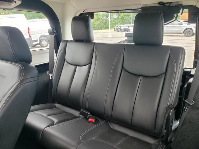 Used 2013 Jeep Wrangler Rubicon w/ PWR Convenience Group AWD/4WD image 12