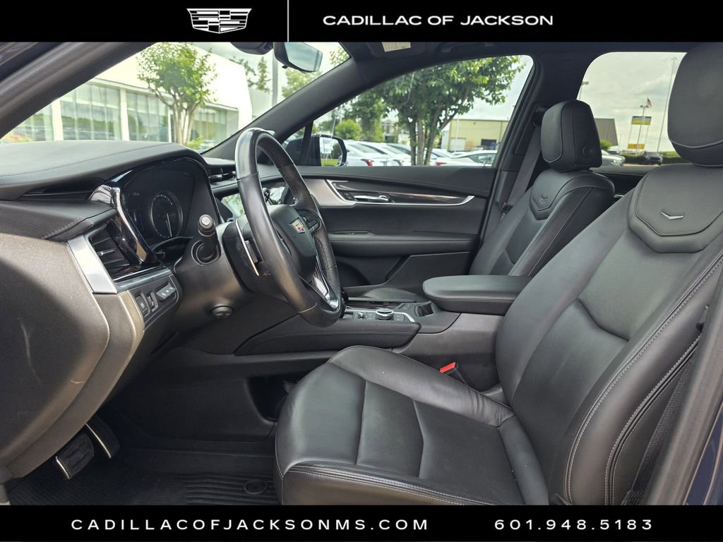 Certified 2024 Cadillac XT6 Sport w/ Technology Package AWD/4WD image 17