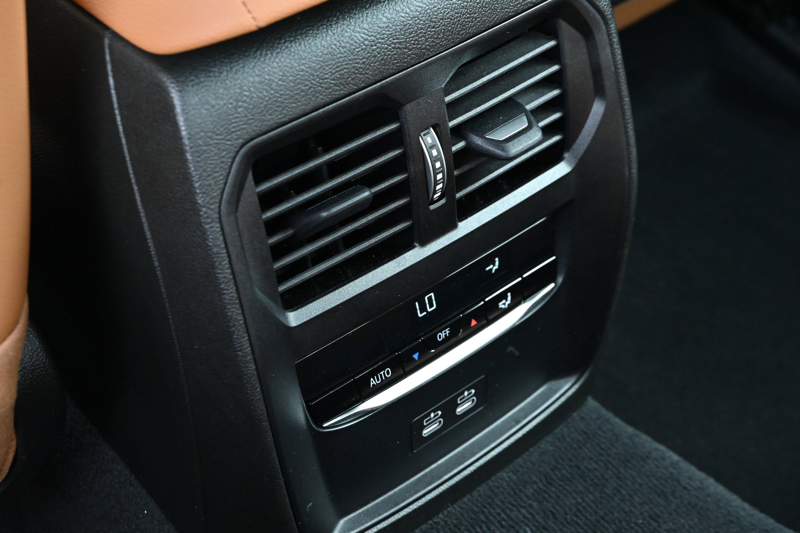 Certified 2025 BMW M340i RWD image 40